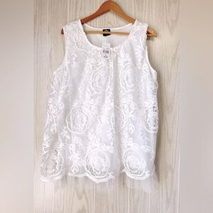 Calstyle Floral Lace Overlay and Ruffled Scalloped Hem Tank Top Size XL NWT